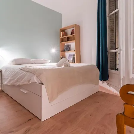 Lovely Parisian Flat Rue St Honore Louvre - 2br With Balcony * Paris