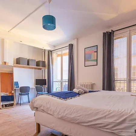 Lovely Parisian Flat Rue St Honore Louvre - 2br With Balcony Apartment