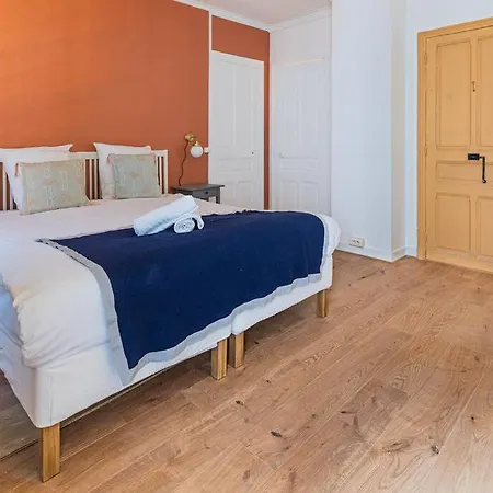 Lovely Parisian Flat Rue St Honore Louvre - 2br With Balcony *